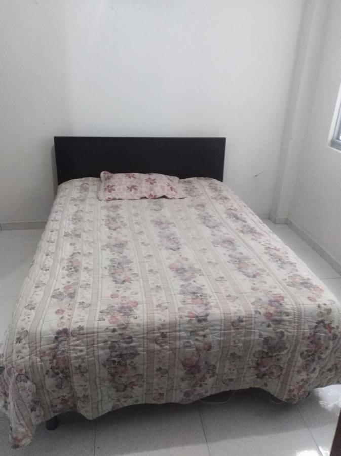 Carrera 13 # 20-56 Apto 202 - Barrio Alameda, Centro Bogota