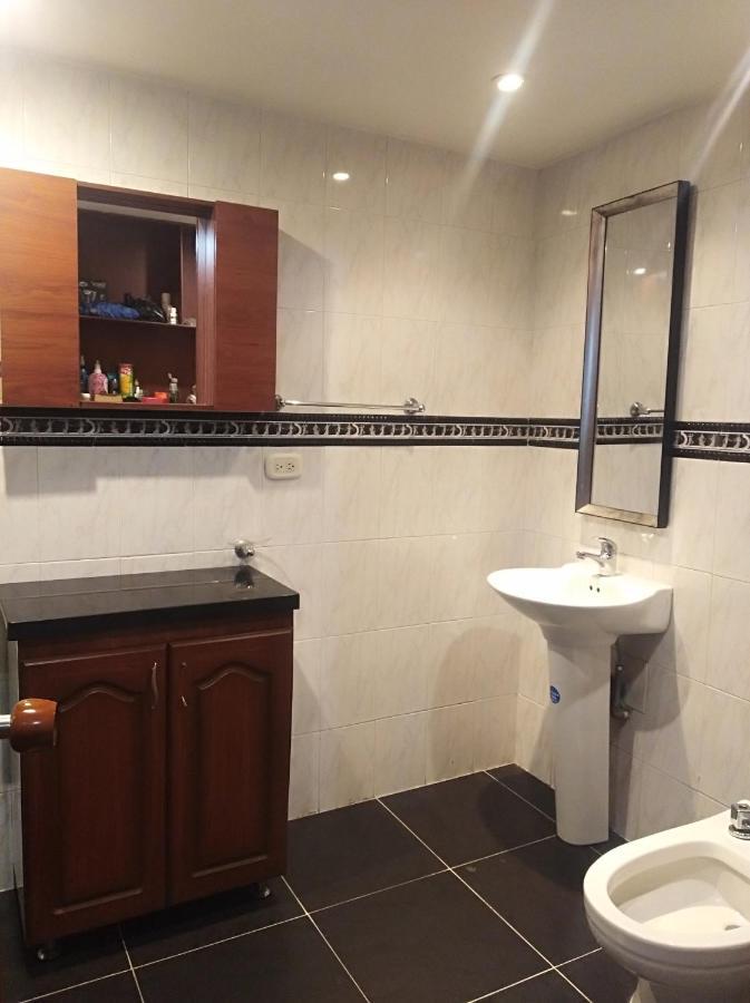 Homestay Carrera 13 # 20-56 Apto 202 - Barrio Alameda, Centro *