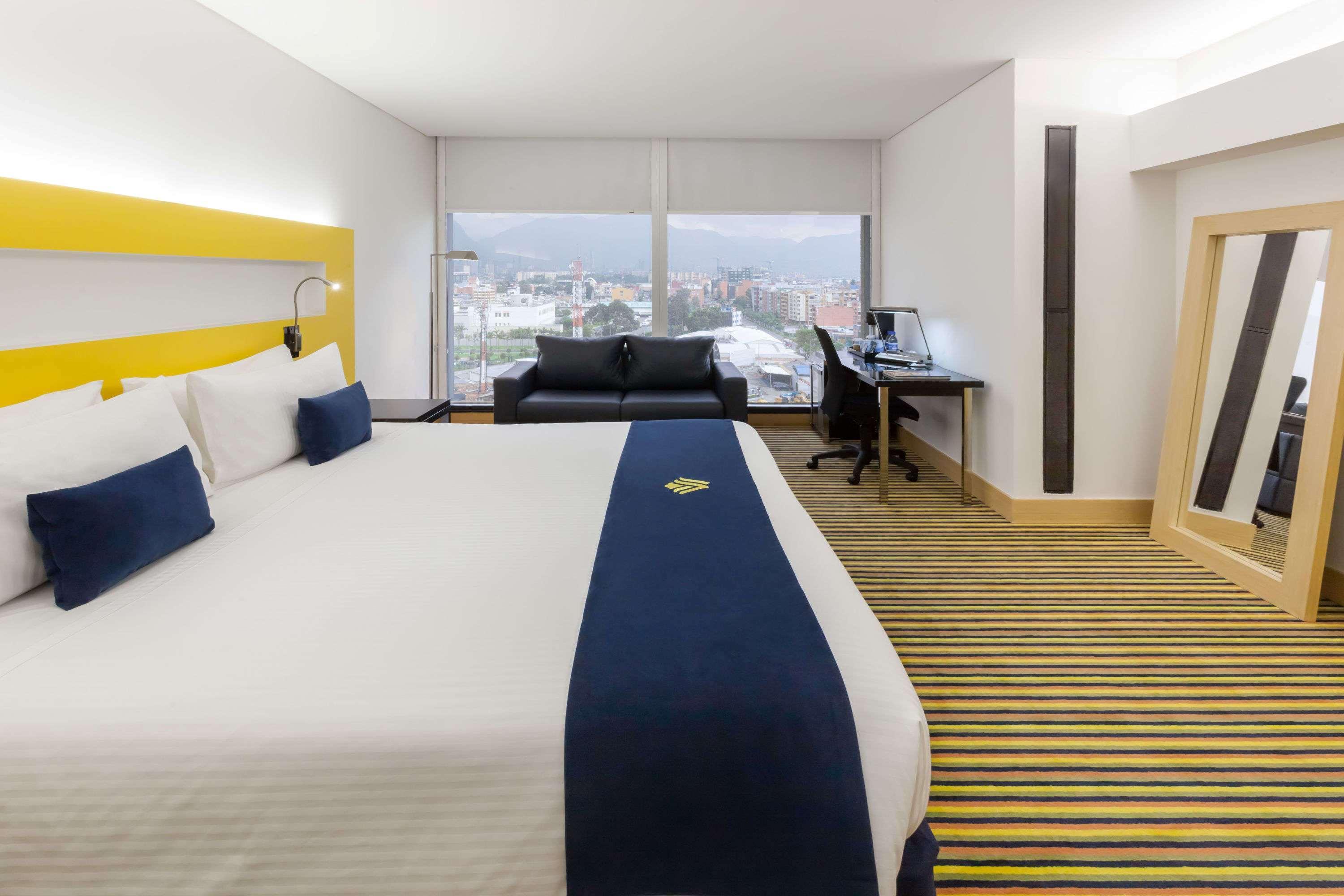 Wyndham Hotel 5*