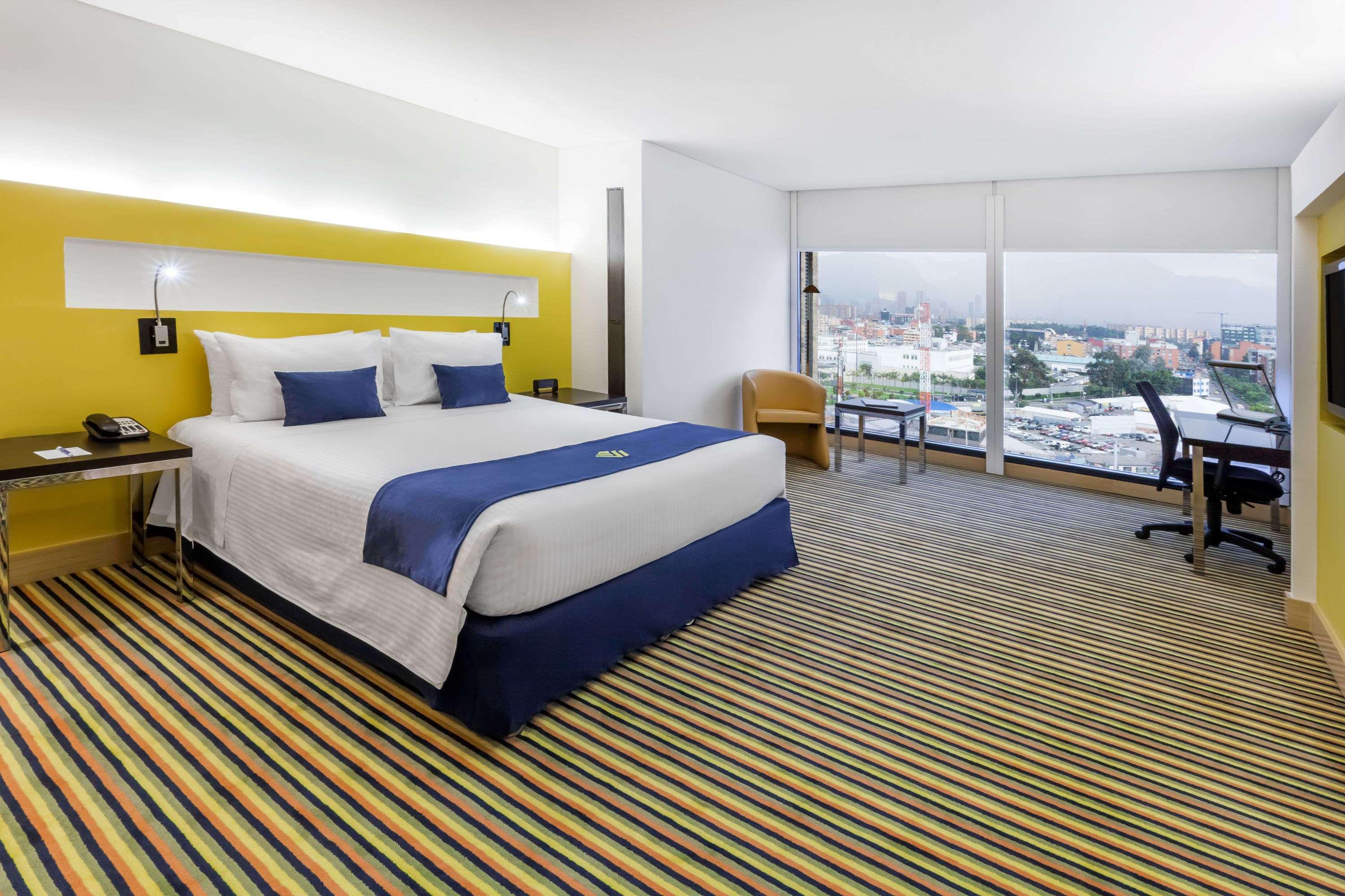 Wyndham Hotel 5*