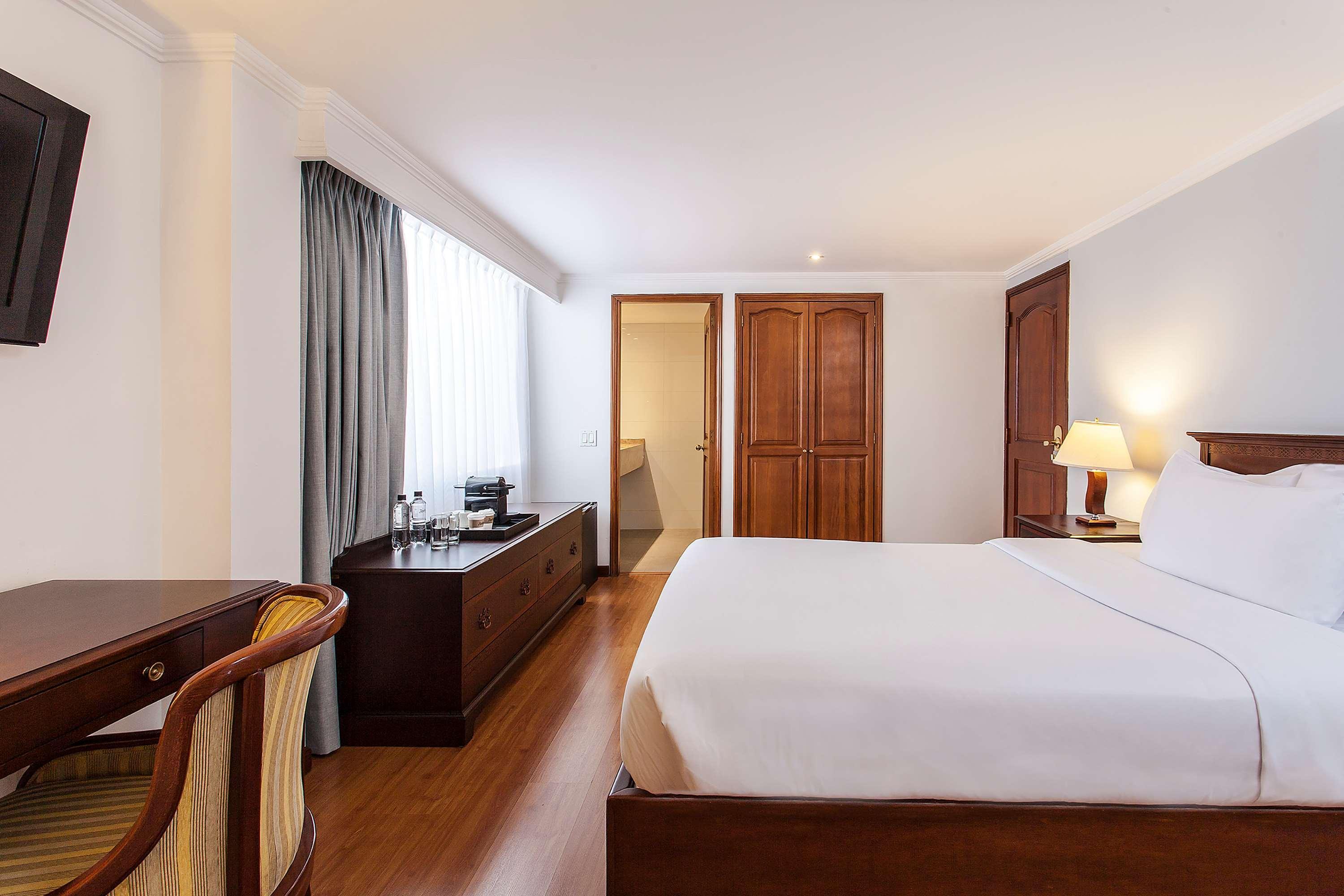 Radisson Metrotel Hotel 4*