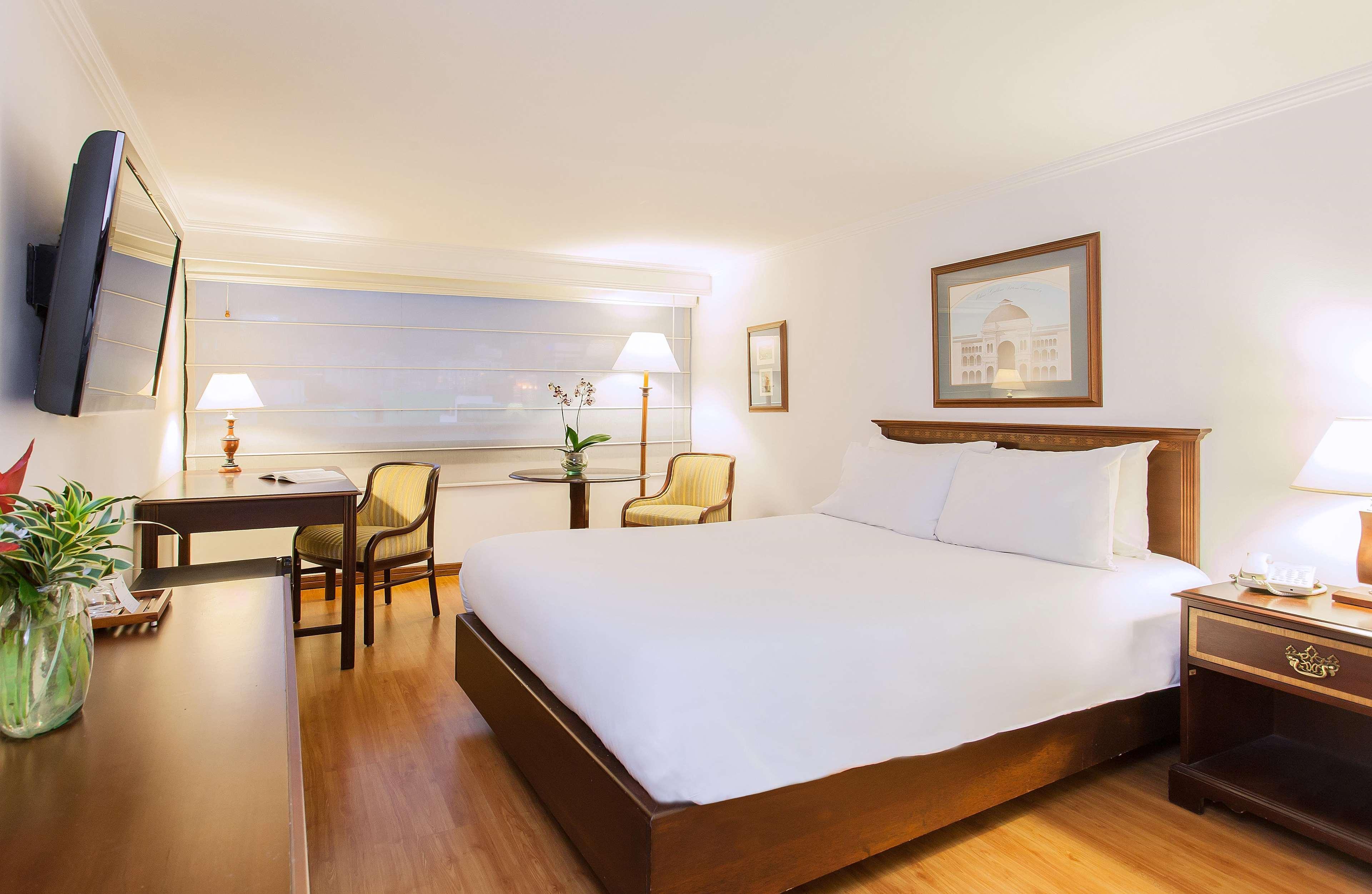 Hotel Radisson Metrotel 4*