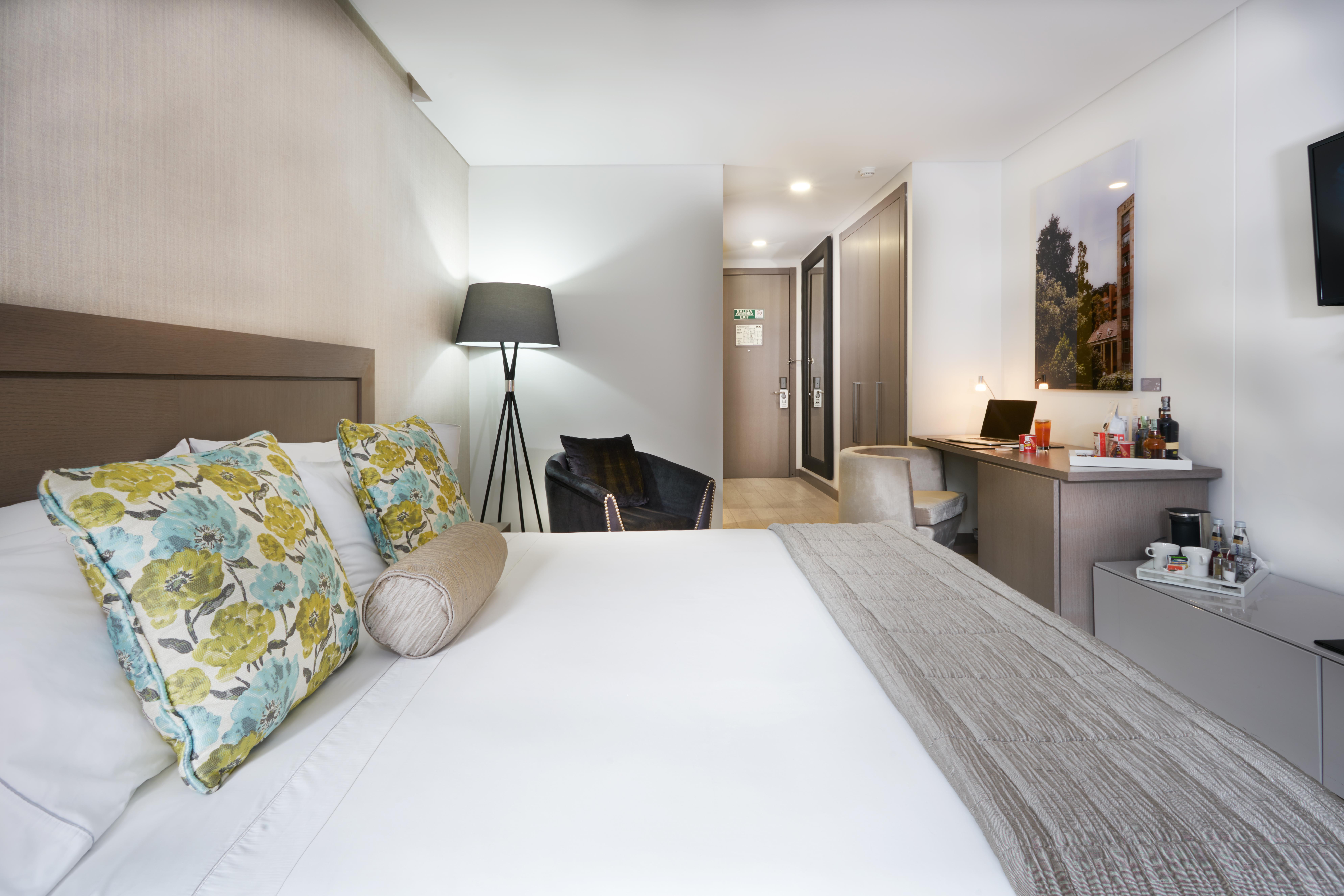 100 Luxury By Preferred 5*