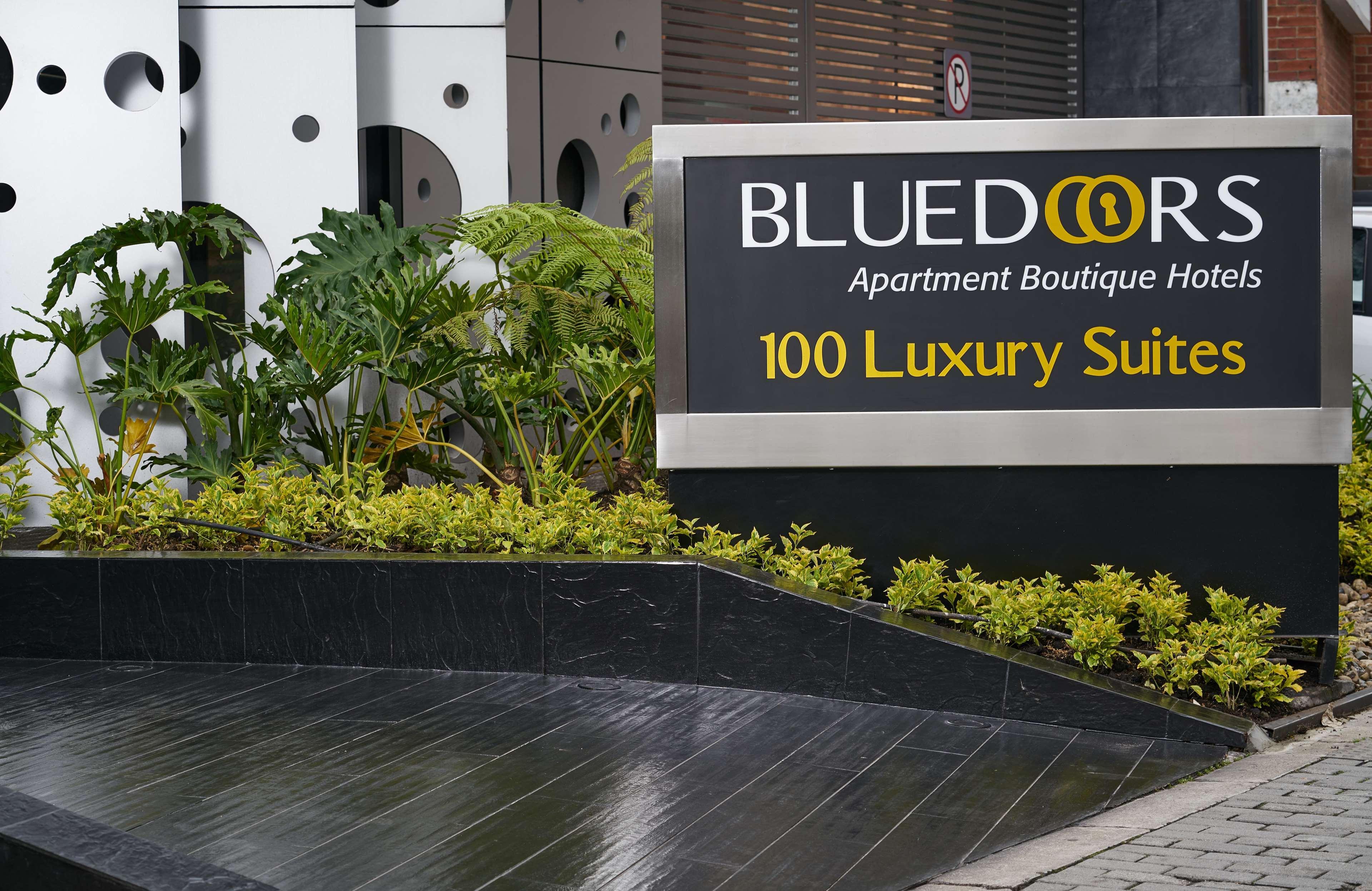100 Luxury By Preferred