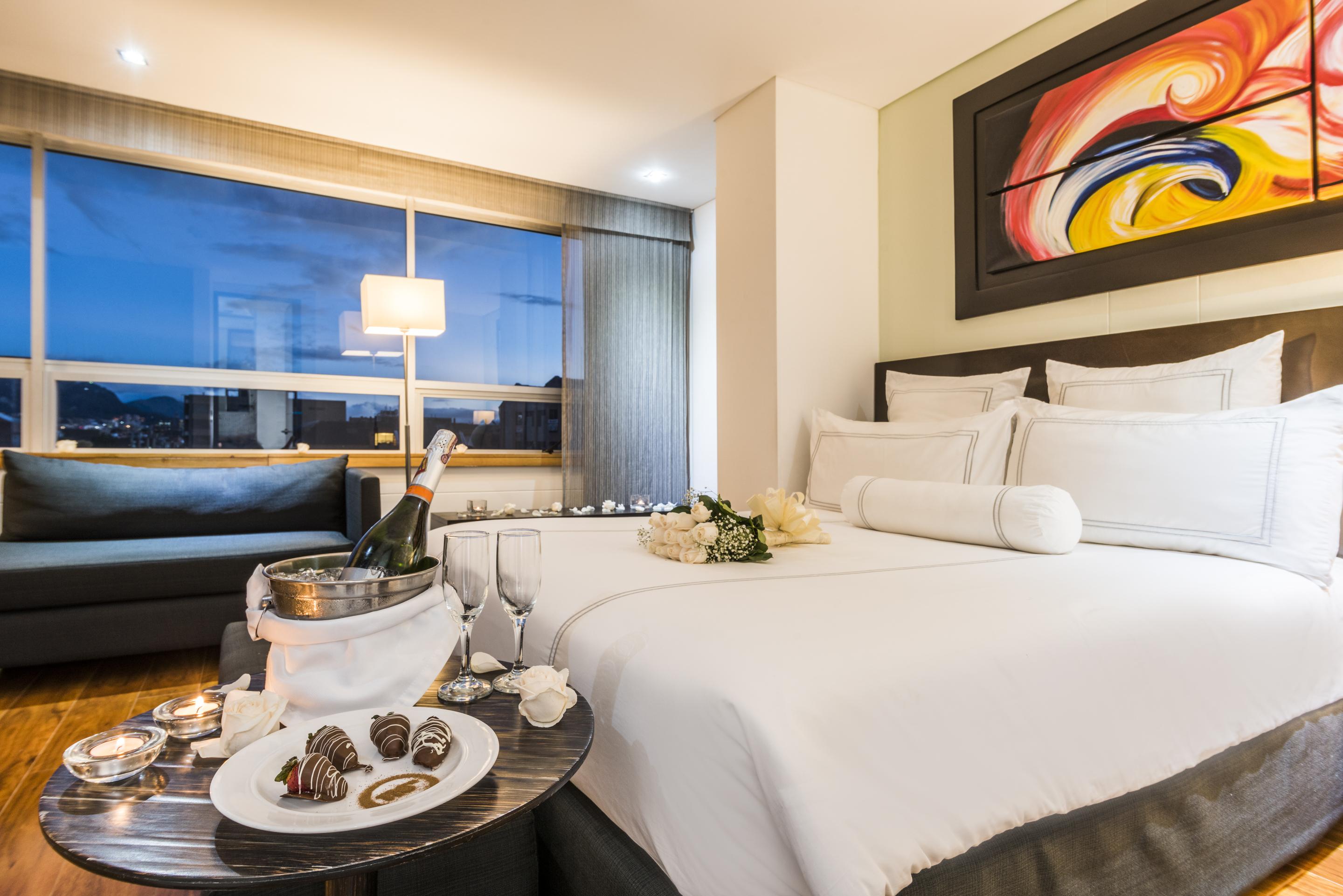 One Sixteen Hotel 4*
