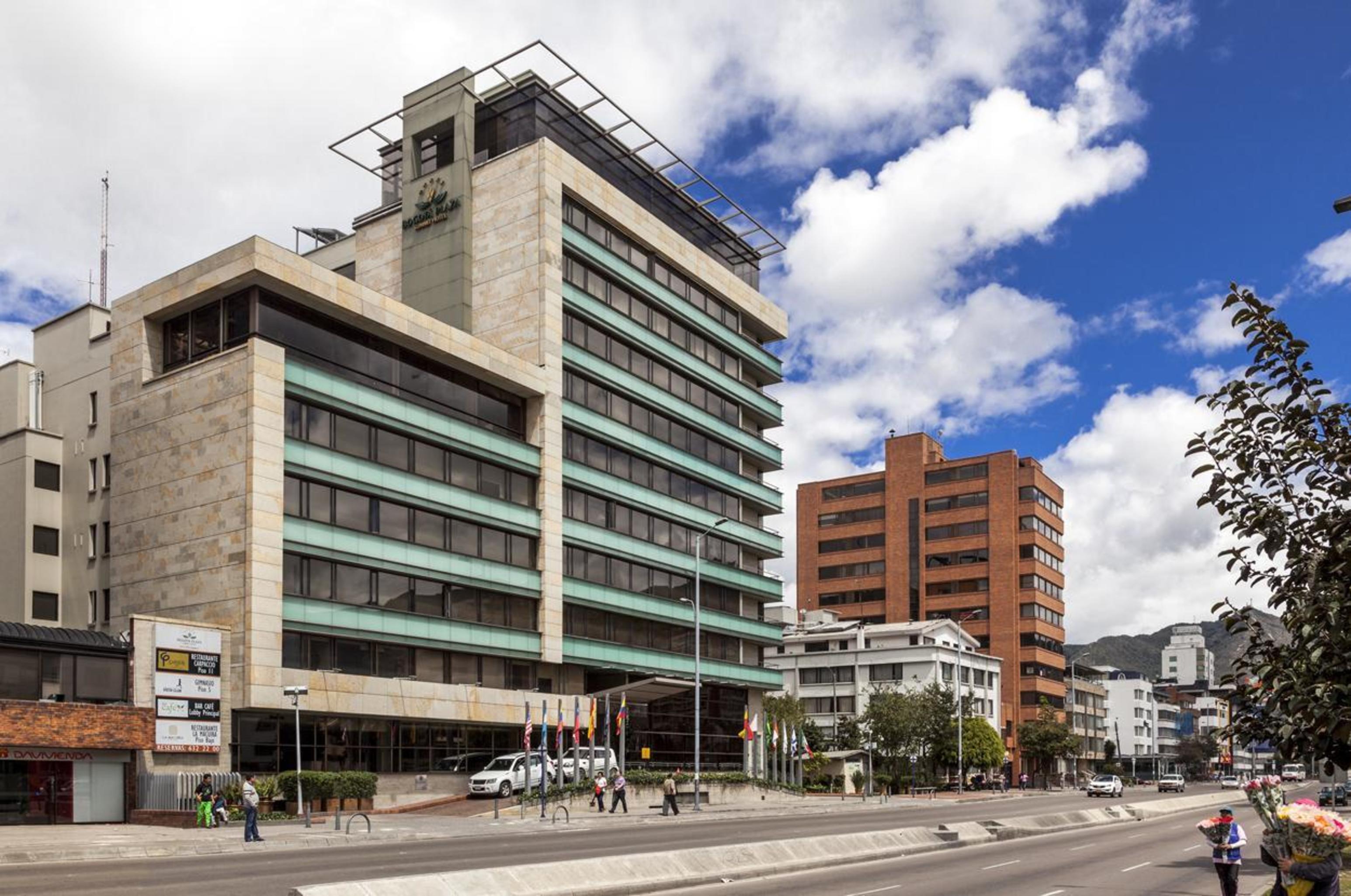 Plaza 5* Bogota