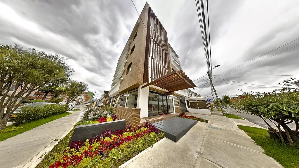Az 4* Bogota