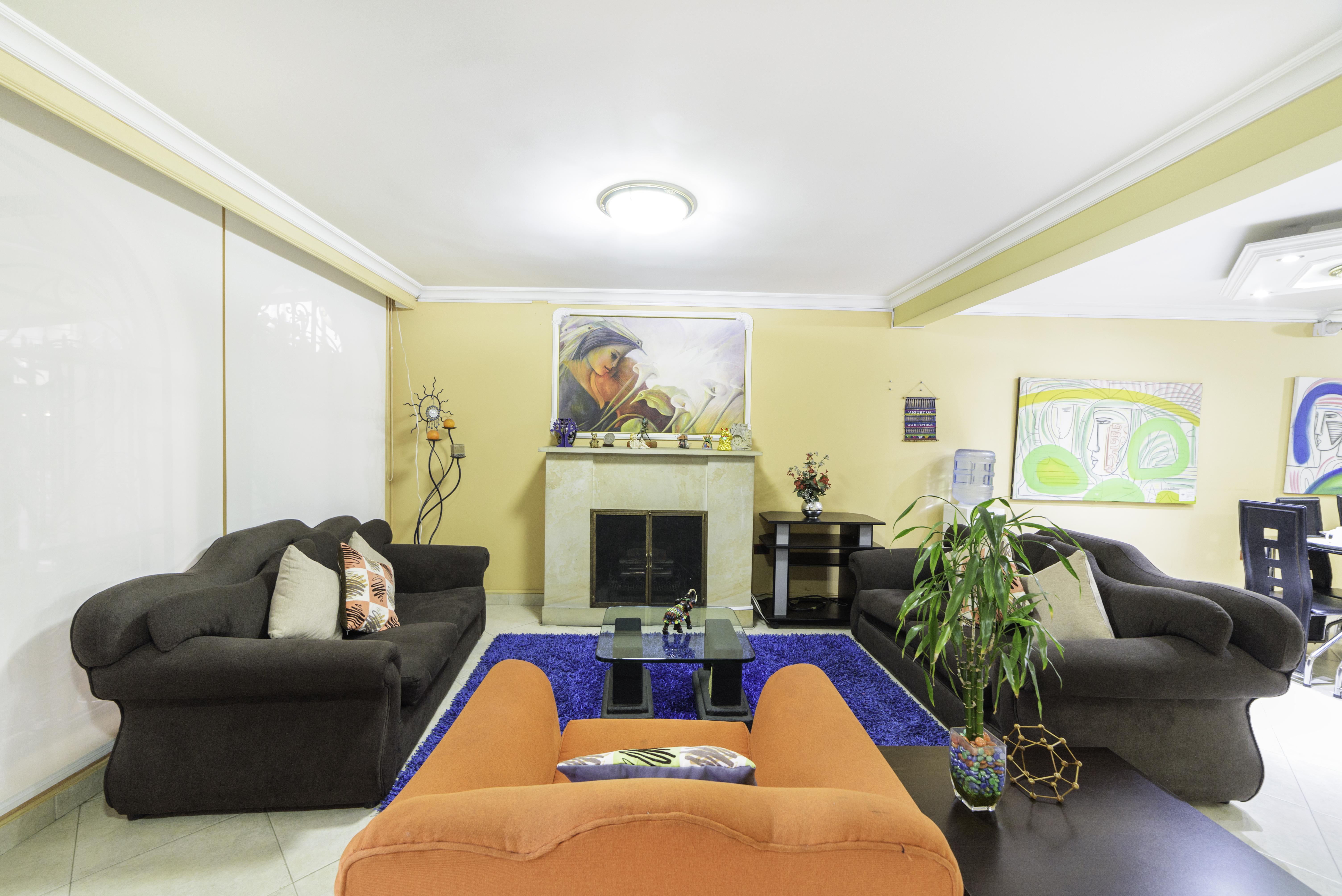 Titas House 2*