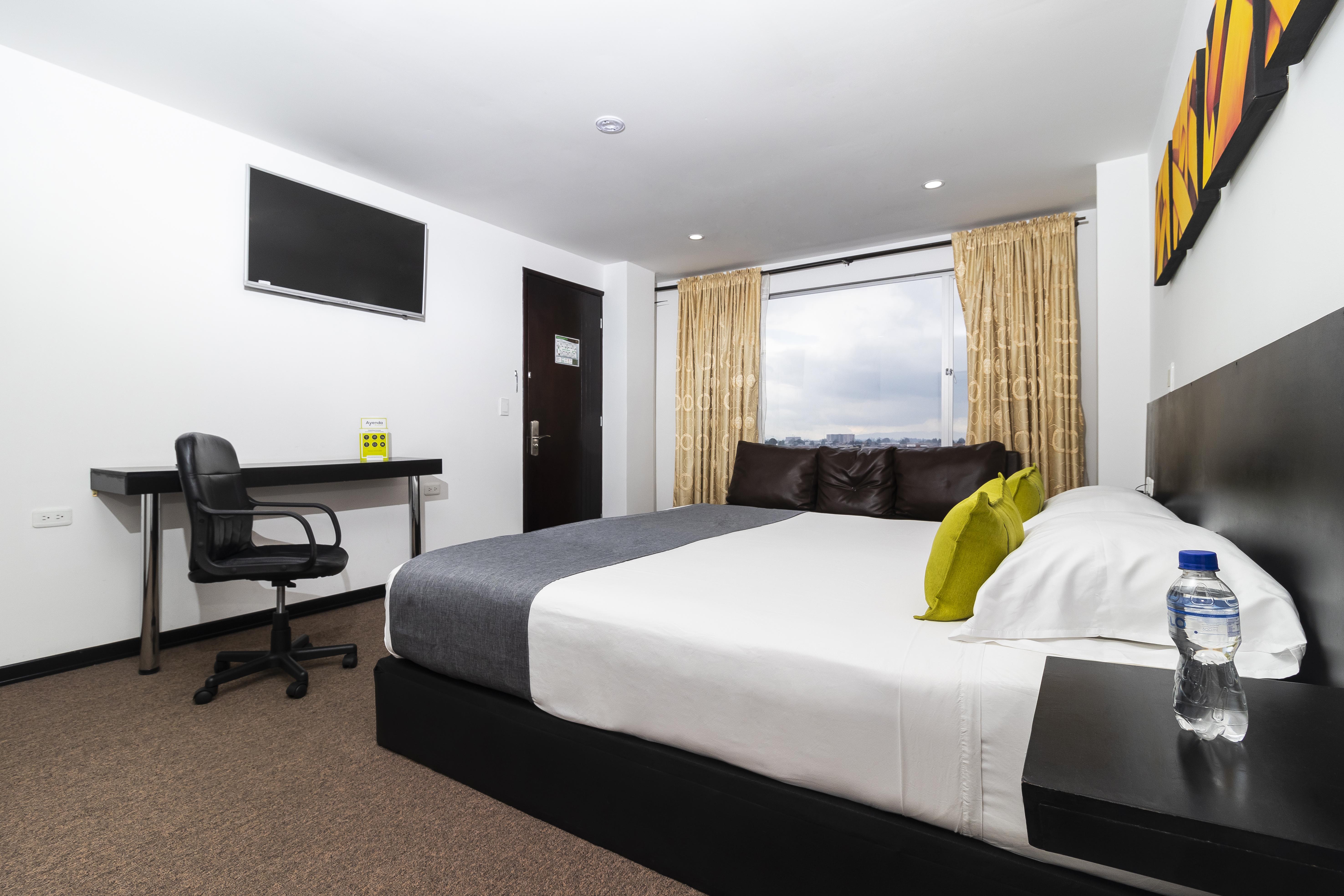 Ayenda 1063 Golden Hotel