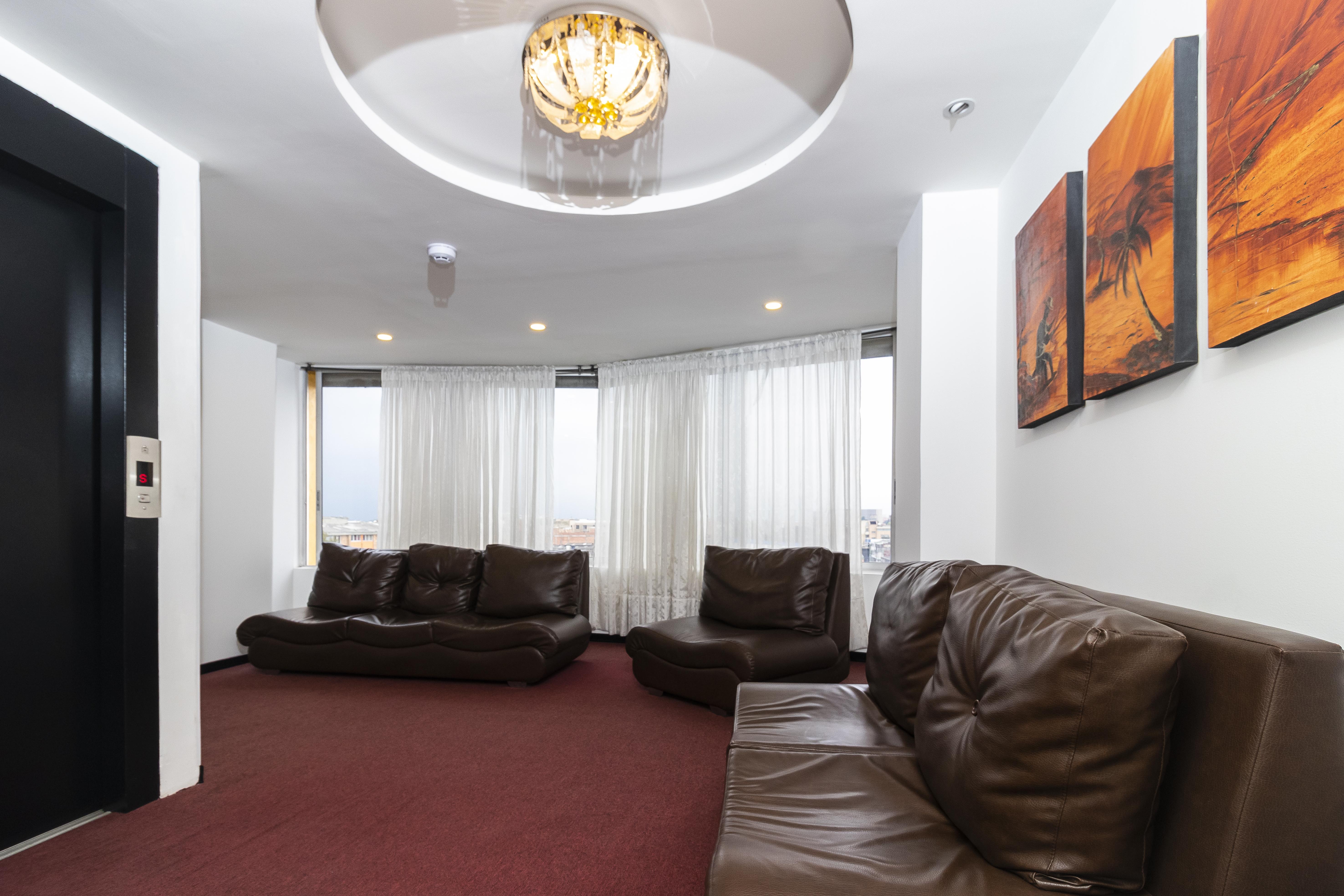 Hotel Ayenda 1063 Golden 4*
