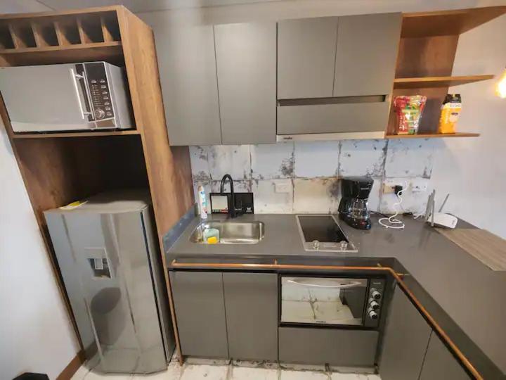 R2 - Moderno Loft En La Historica Candelaria * Bogota