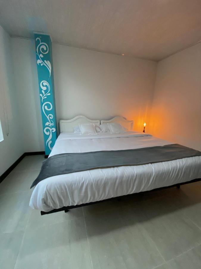 A7 Apartasuites Homes Apartment