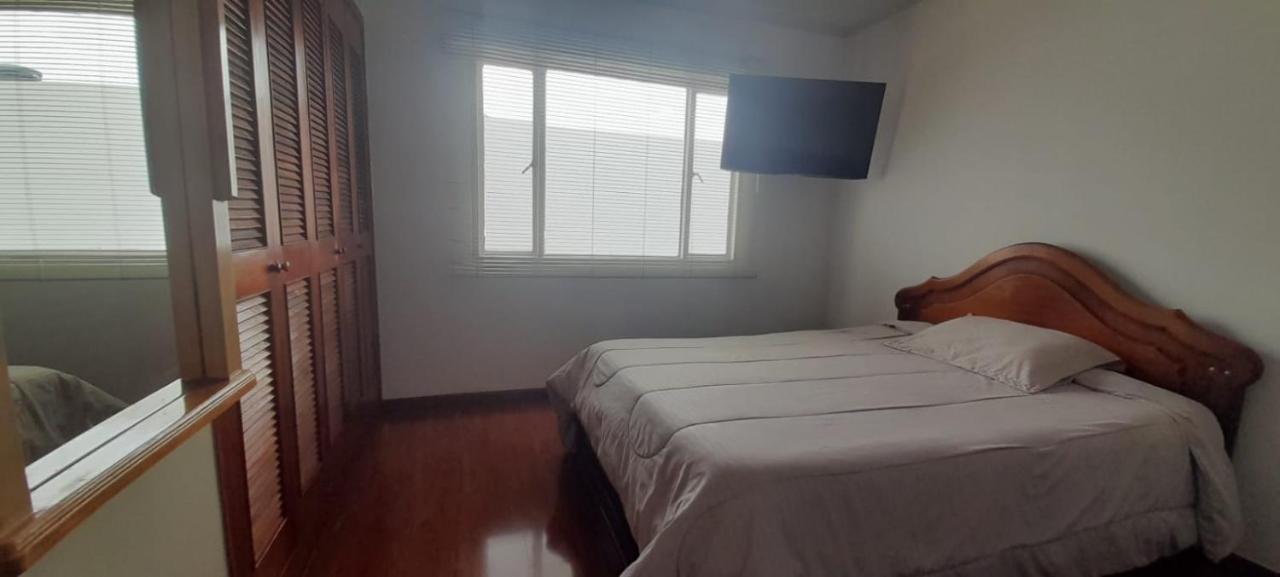 Homestay Excelente Ubicacion Cerca A Movistar Y Simon Bolivar *