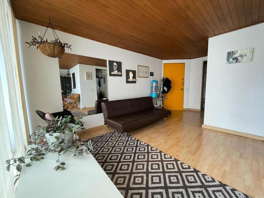 Apartment Con Balcon Javeriana Por Mensualidades Bogota