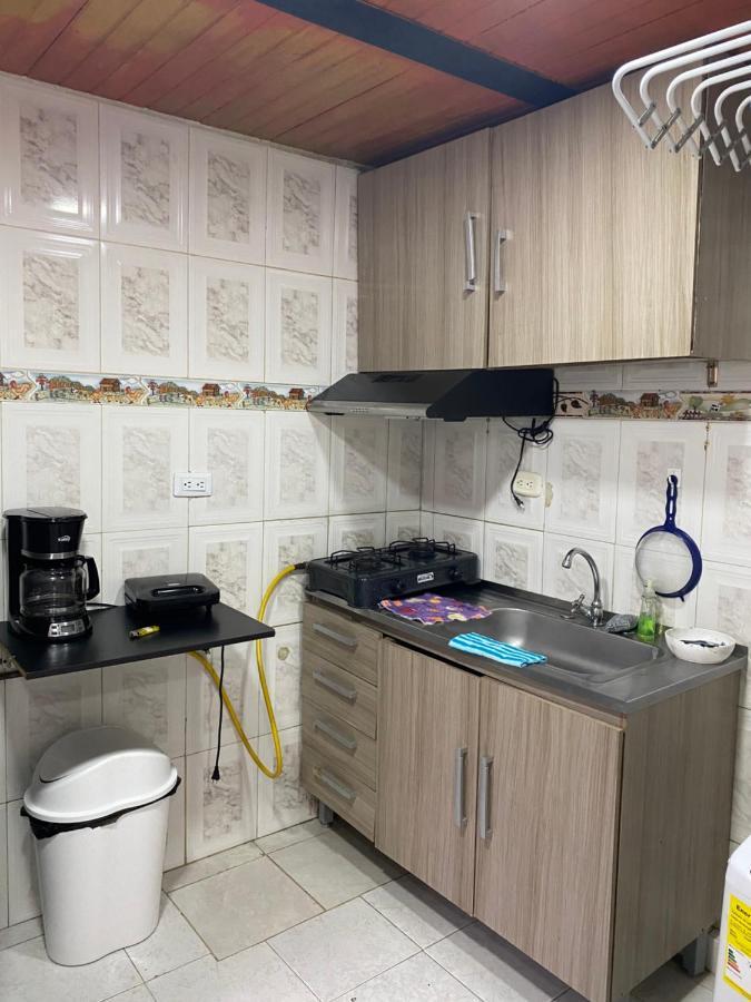 Cerca Aeropuerto Apartamento