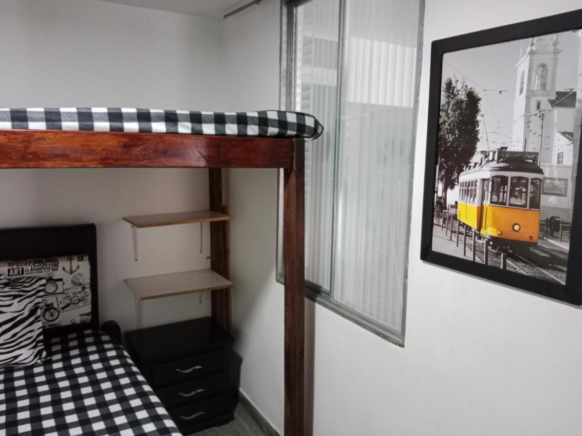 Apartment Portal El Dorado, A Solo 5 Min Del Aeropuerto, Vias, Cll 26 *