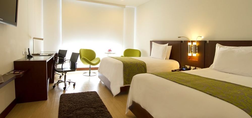 Hotel Nh Urban 93 Royal Bogota