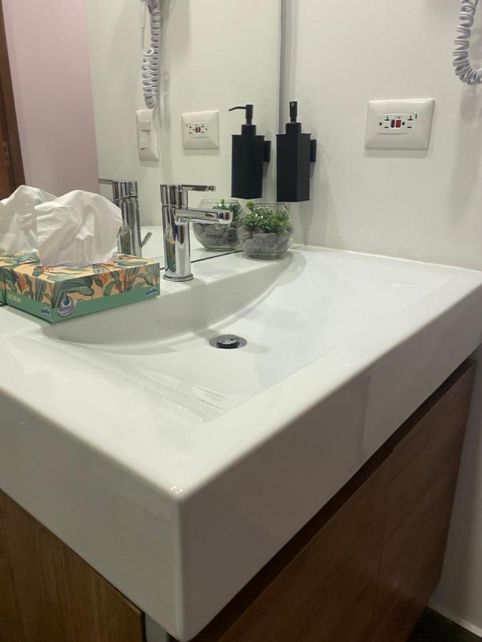 Amoblado,furnished Wifi Gratuito Apartment *