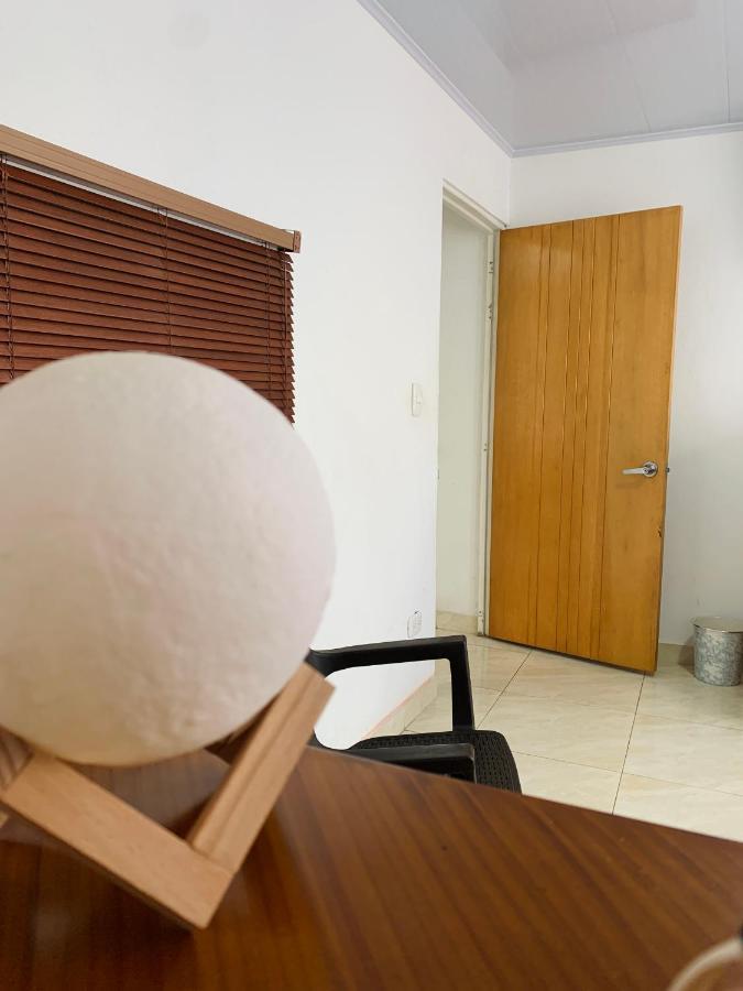 Guest house Cerca Al Aeropuerto Bogota