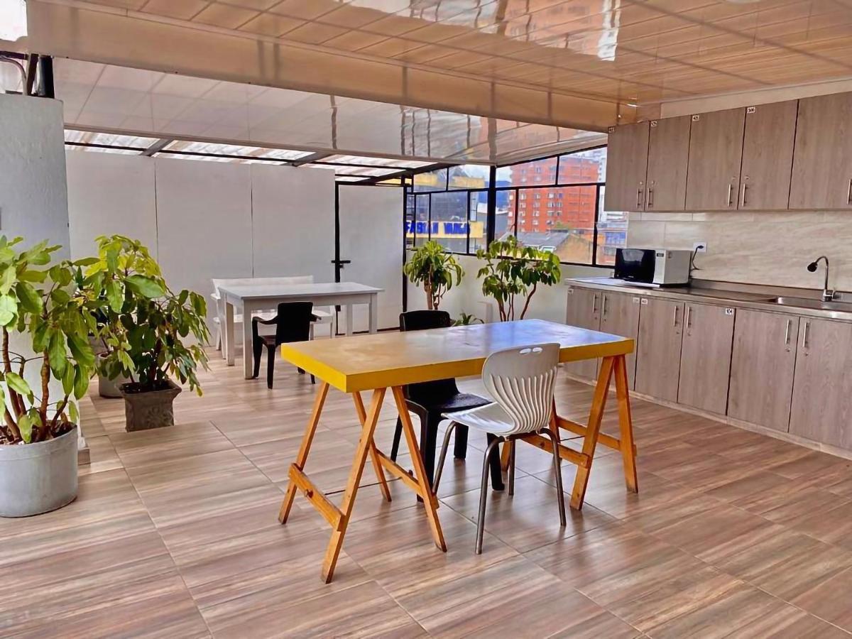 Centrico, Comodo Con Dos Camas En Chapinero * Bogota