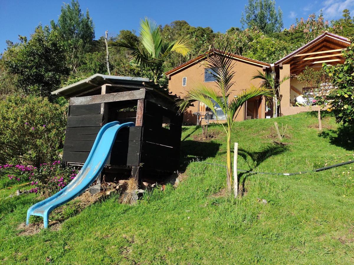 La Casita De Chocolate 2 *