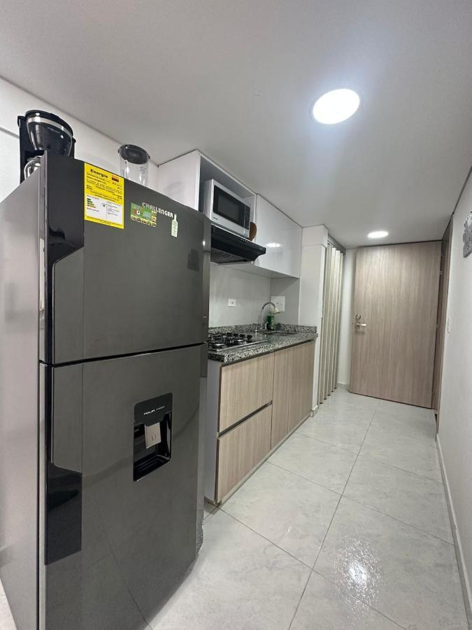 Nuevo Y Hermoso Aparta Estudio Con Excelente Ubicacion Sector Modelia Apartment *