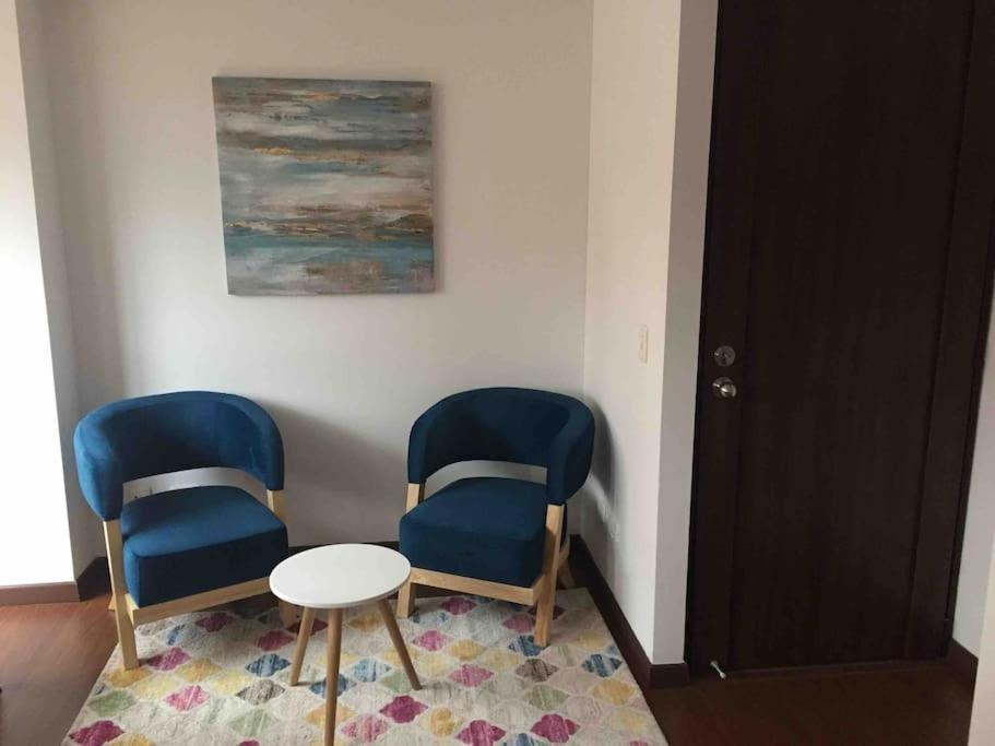 Con Terraza Privada- Clinica Reina Sofia Apartment Bogota