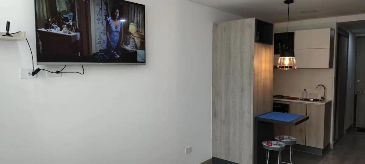 Smart Living Apartment *