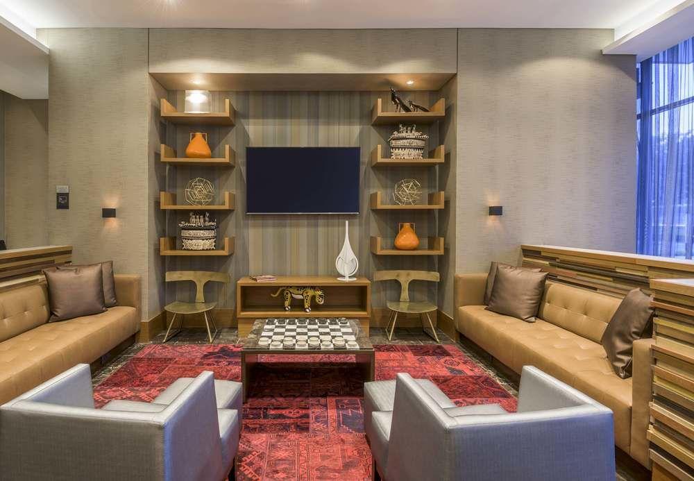 Courtyard By Marriott Airport Hotel 4*
