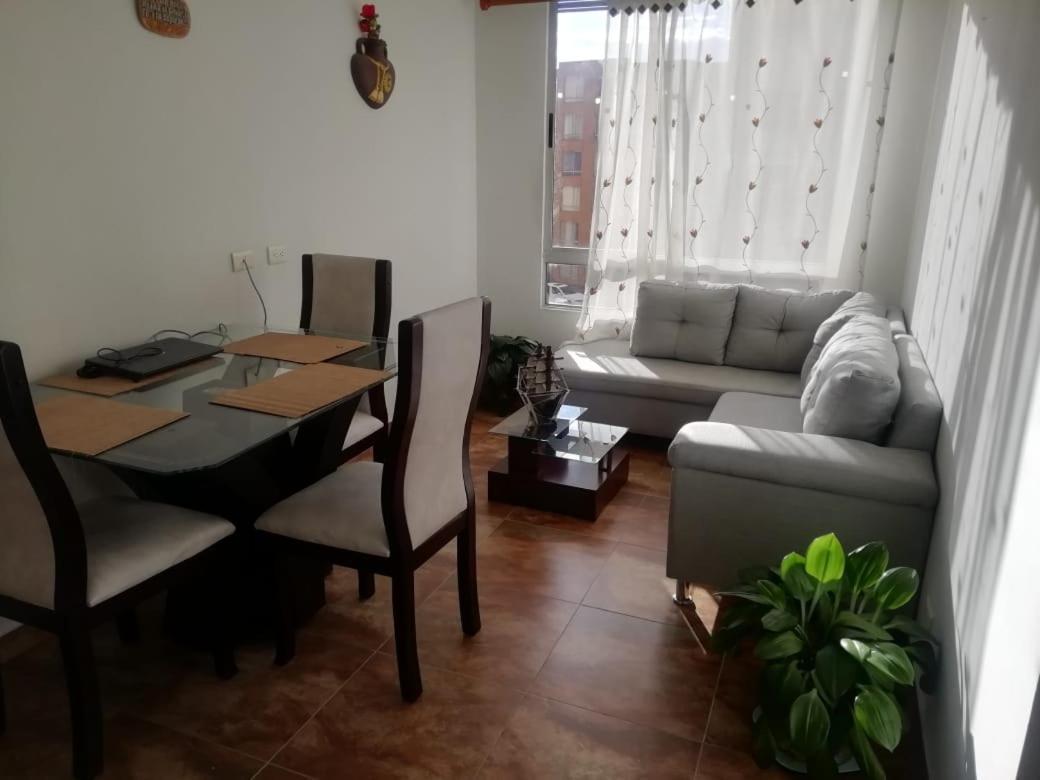 Oasis De Confort: Habitacion * Bogota
