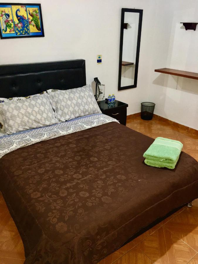 Homestay Dorado Airport & *