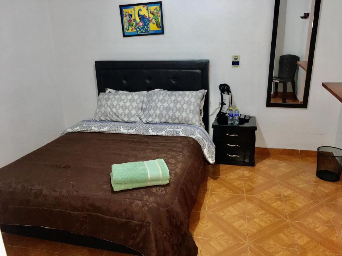Homestay Dorado Airport &