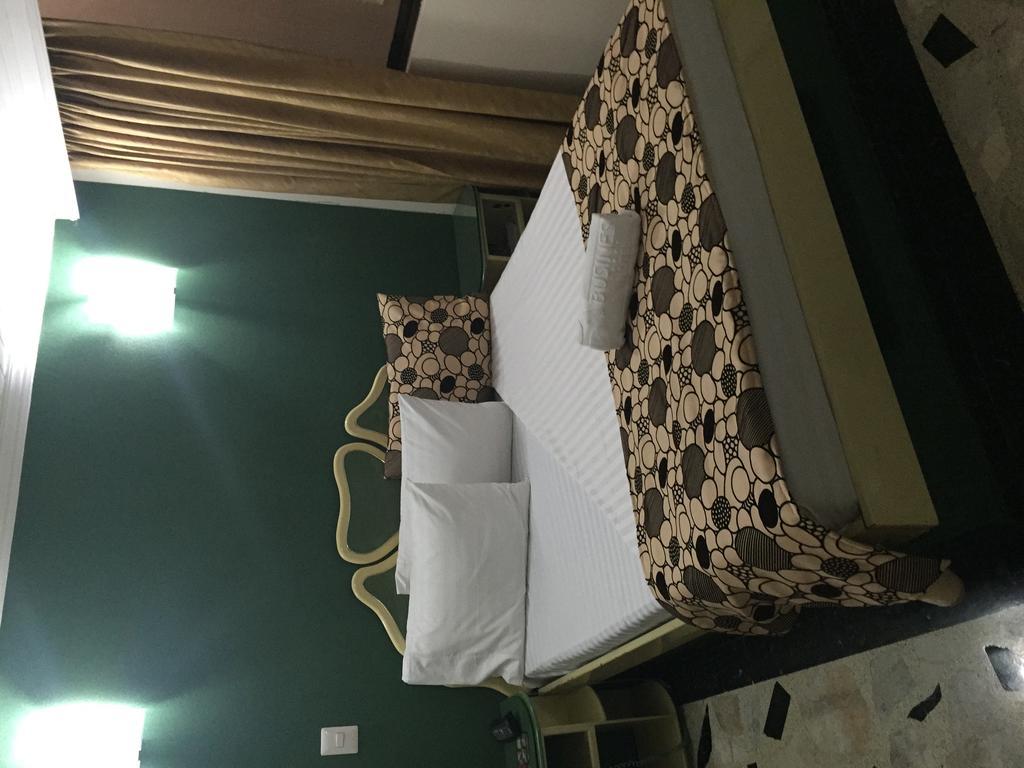 Hotel Business 3*