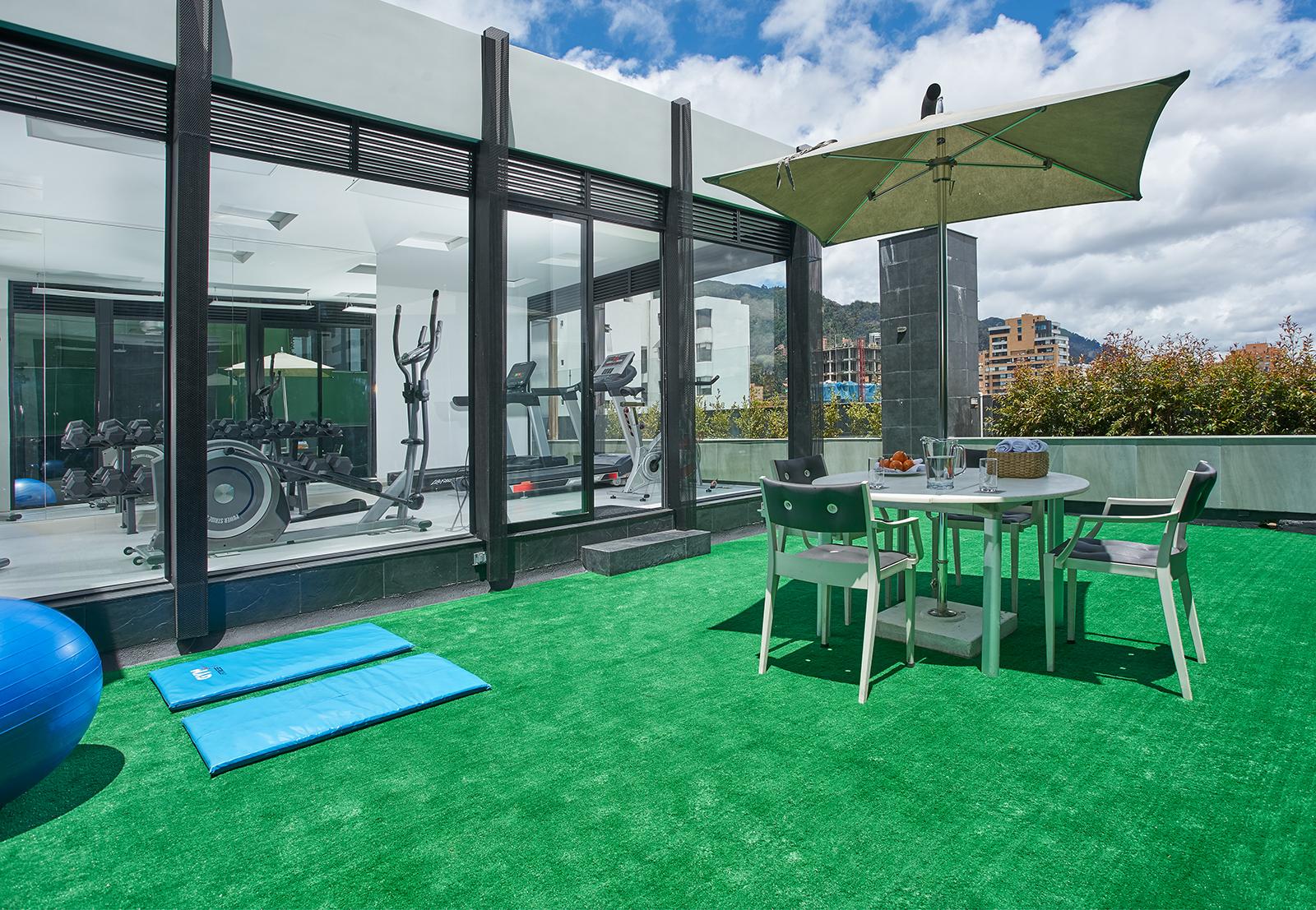 100 Luxury By Preferred 5* Bogota