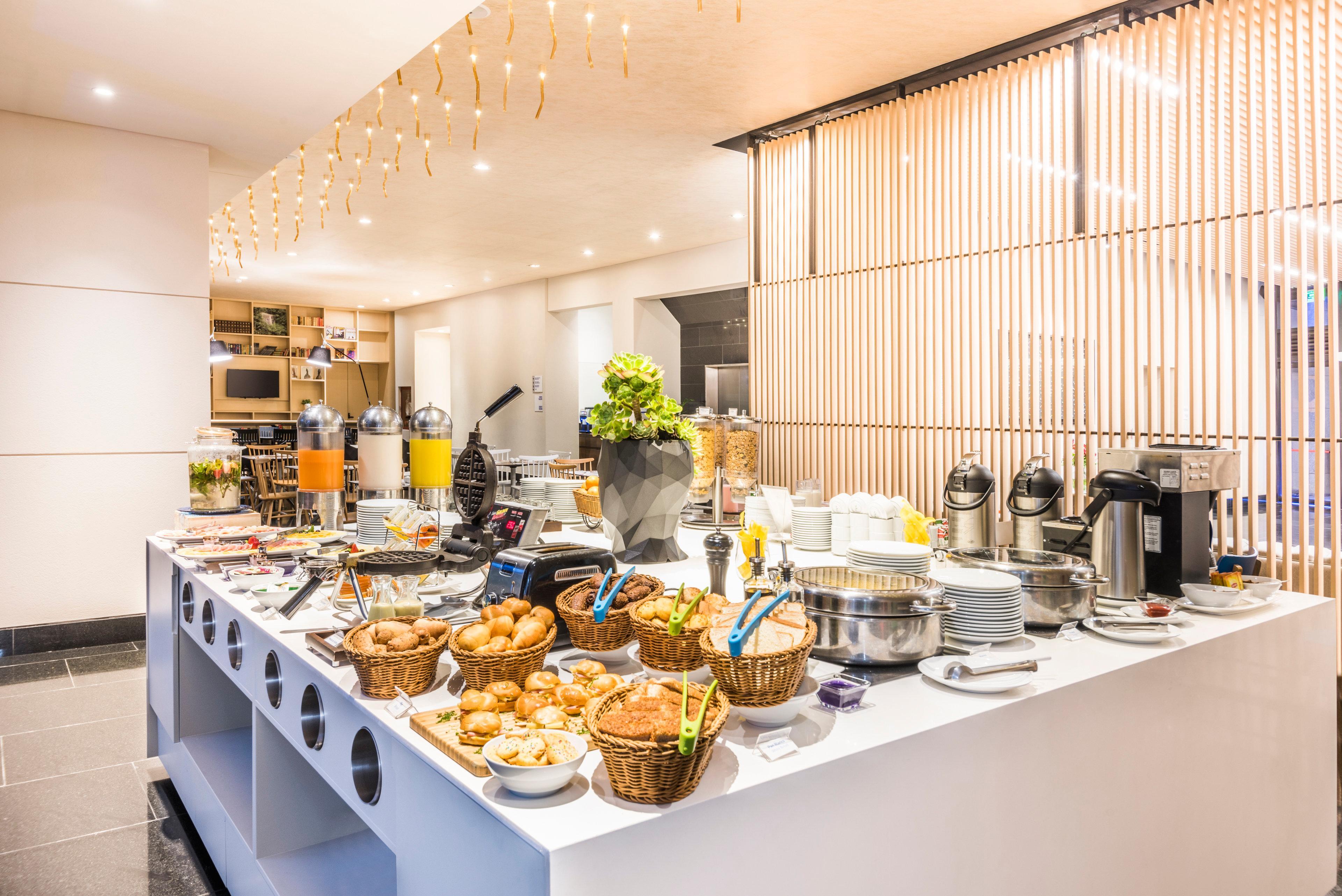 Express & Zona Financiera By Ihg Hotel 4*