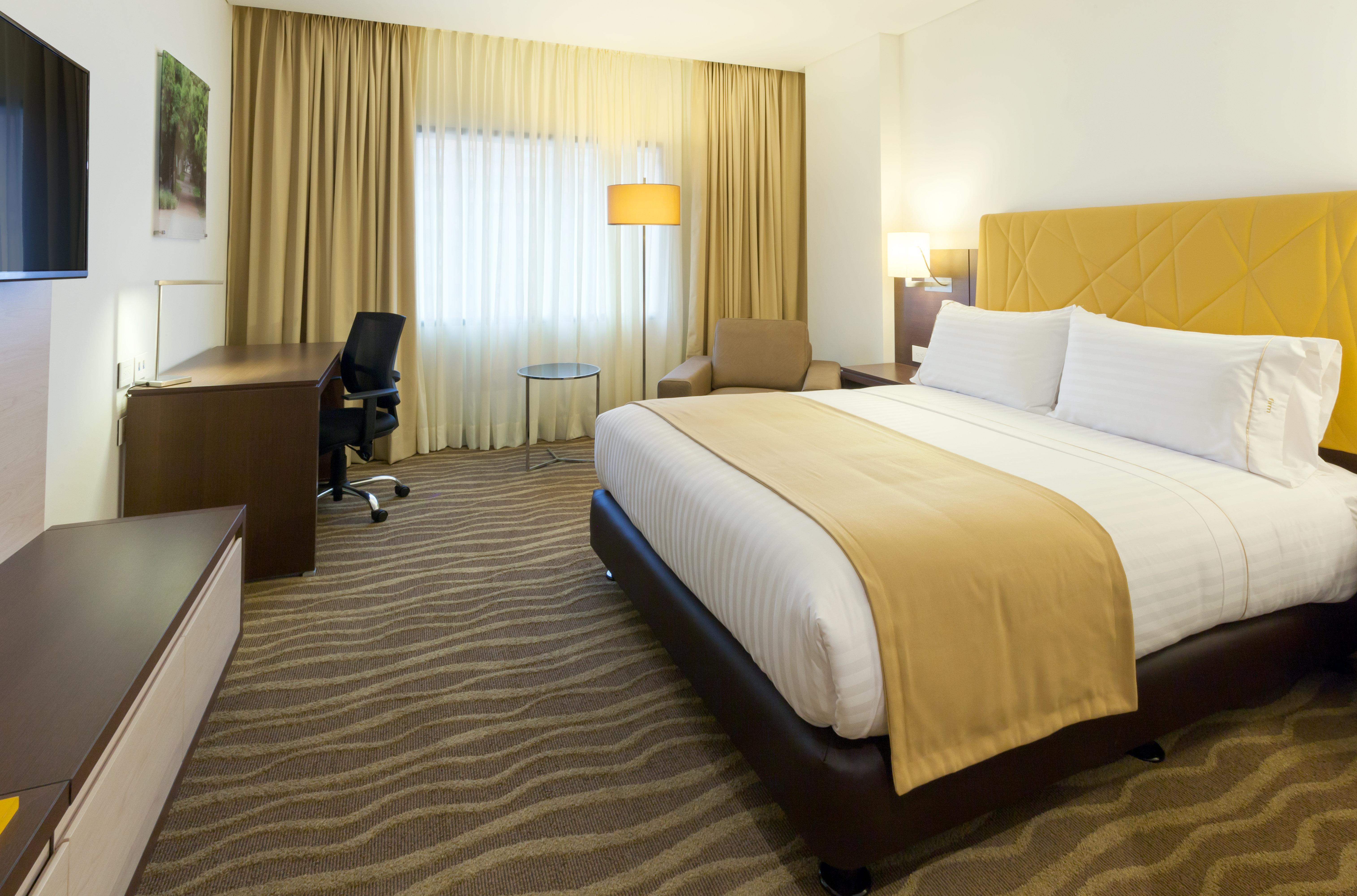 Hotel Express & Zona Financiera By Ihg 4*