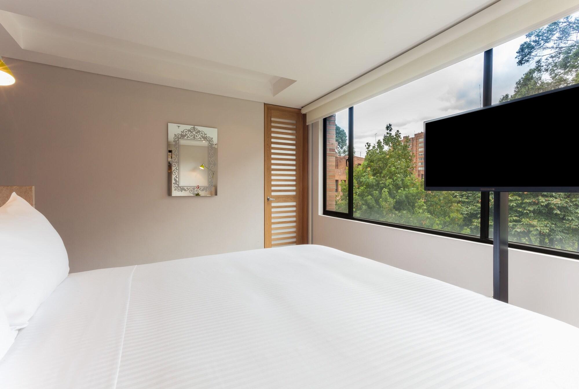 Mika Hotel 3*