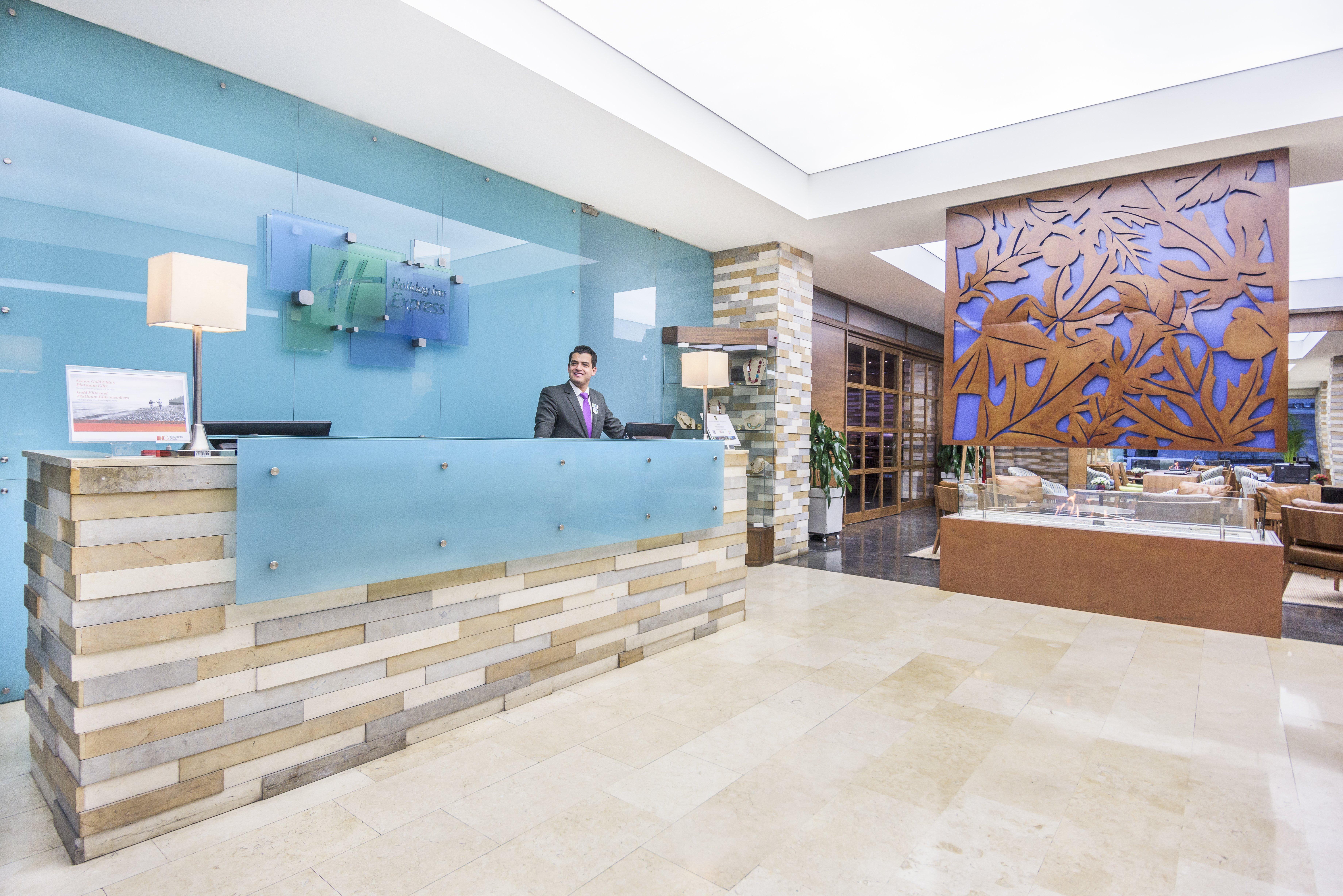 Hotel Express - Parque La 93 By Ihg