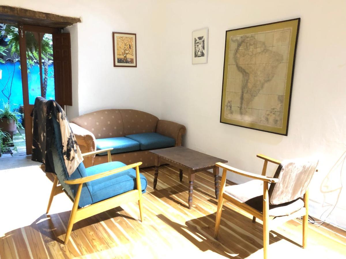La Casa Azul Del Ventorrillo: Hospedaje Historico Guest house