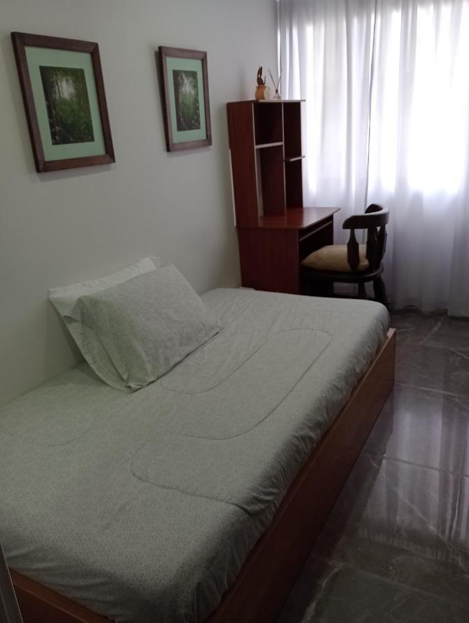 Habitacion Con Bano Privado En Sector Turistico Bogota