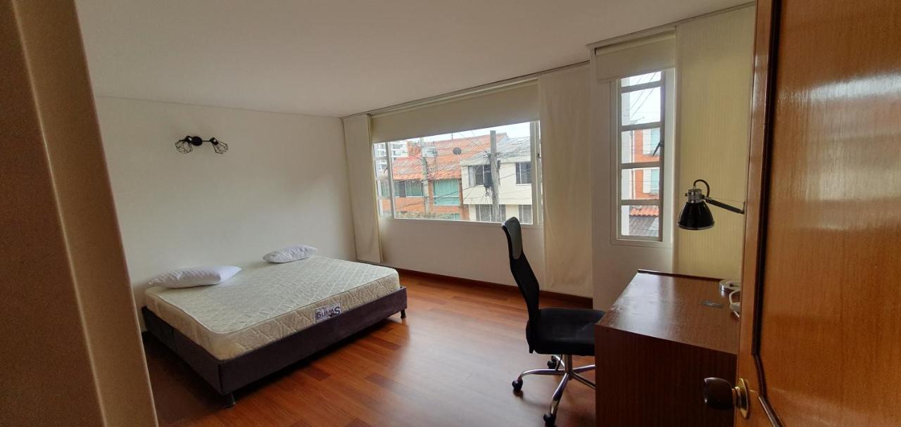 Habitacion El Cedro Homestay *
