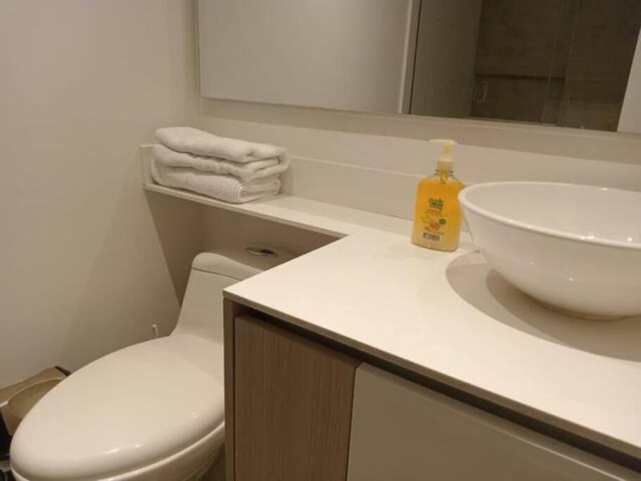 Apartment Living 85th Cabrera