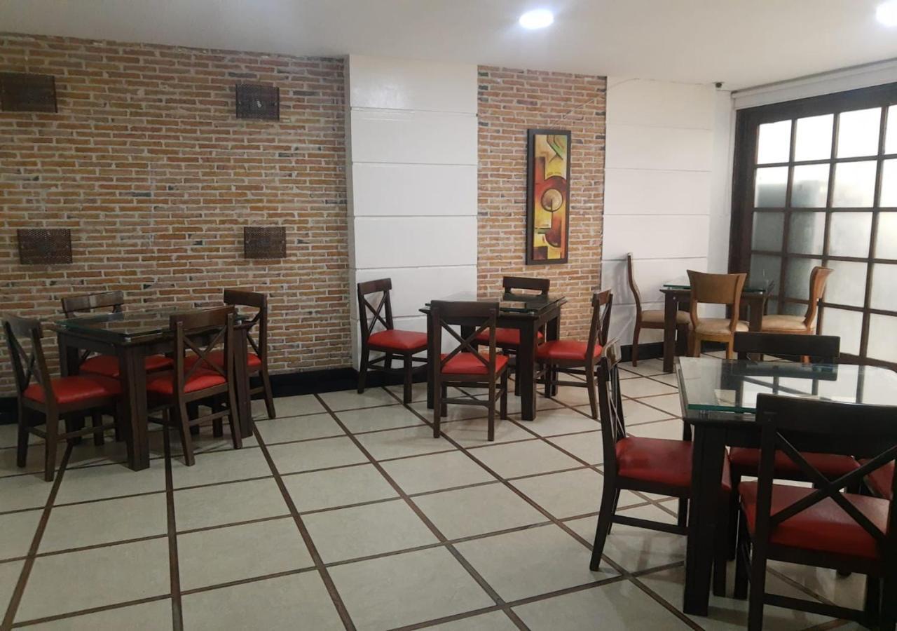 Tower - Embajada Americana