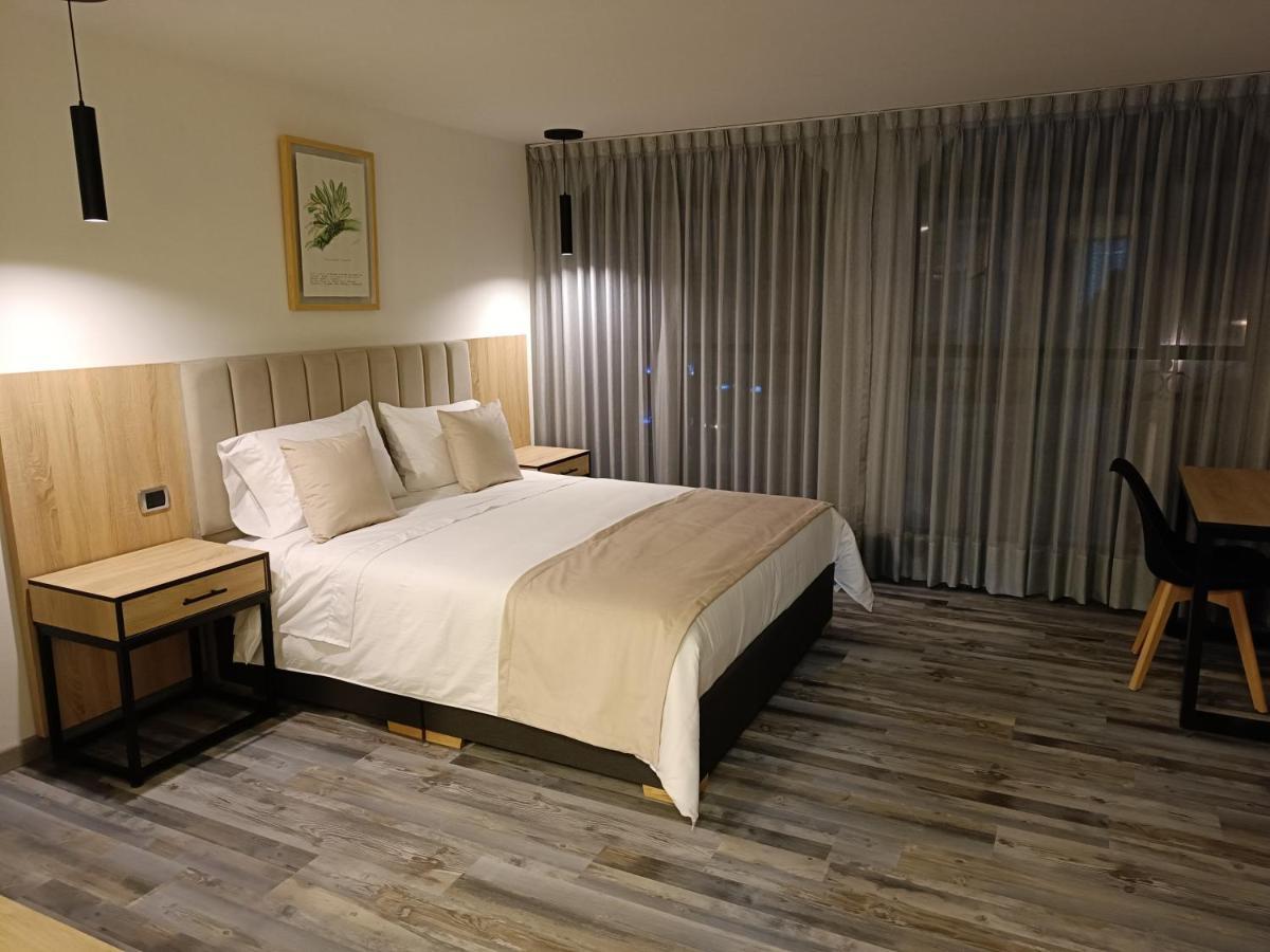 Aparthotel 86 *