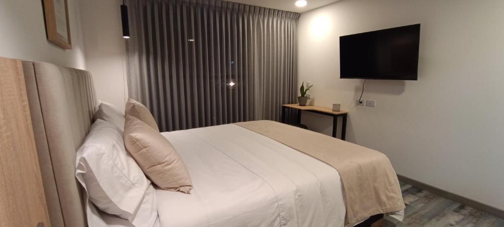 86 Aparthotel