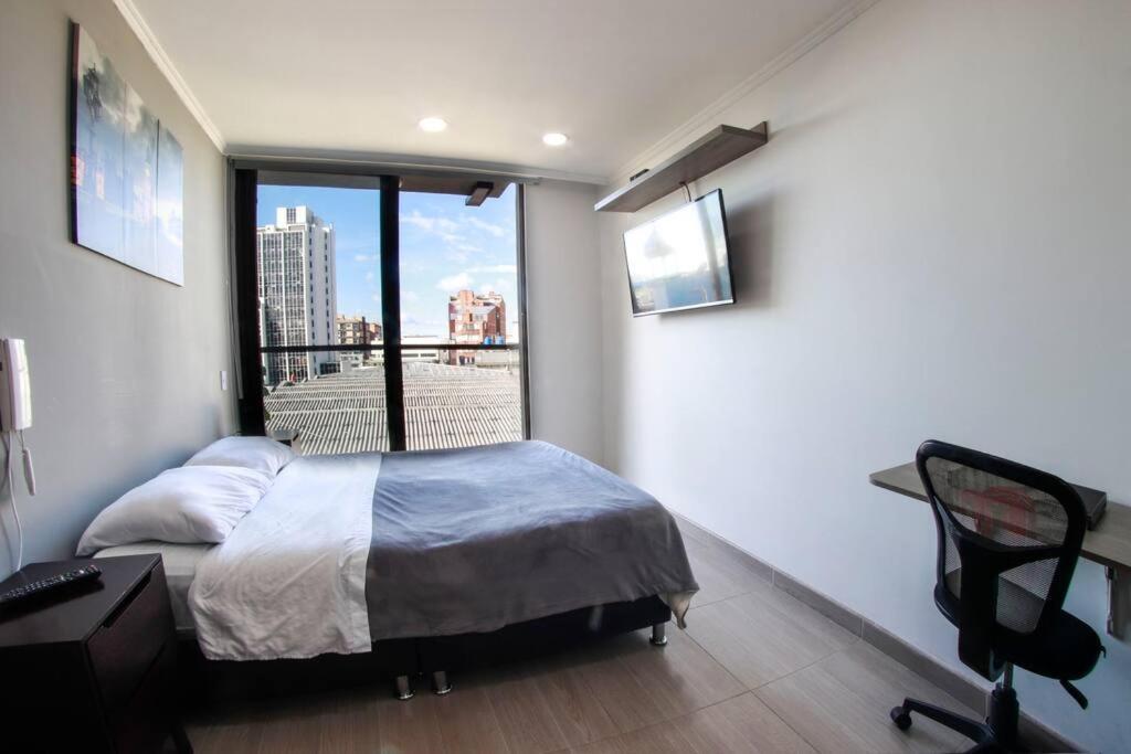 Apartment Loft Con Balcon Lgbtq+ Theatron