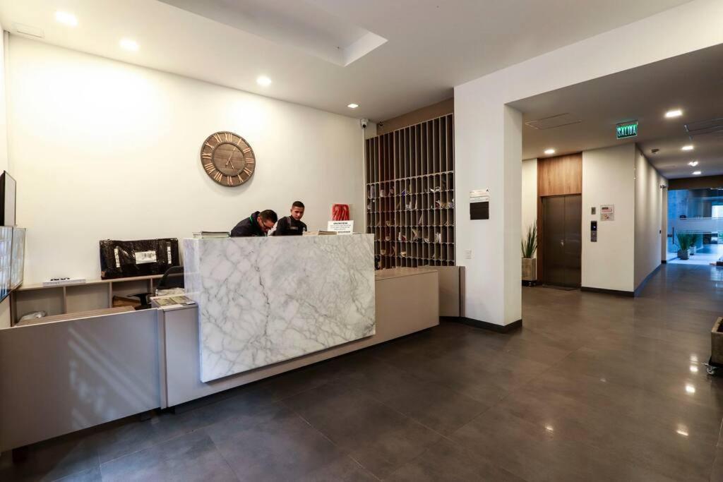 Loft Con Balcon Lgbtq+ Theatron Apartment *