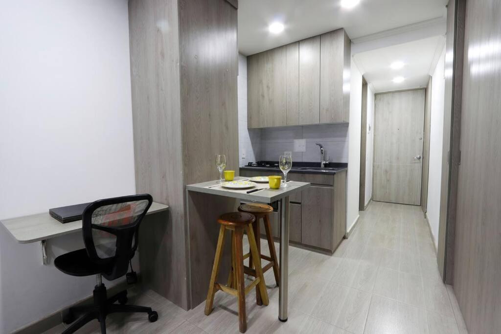Loft Con Balcon Lgbtq+ Theatron Apartment