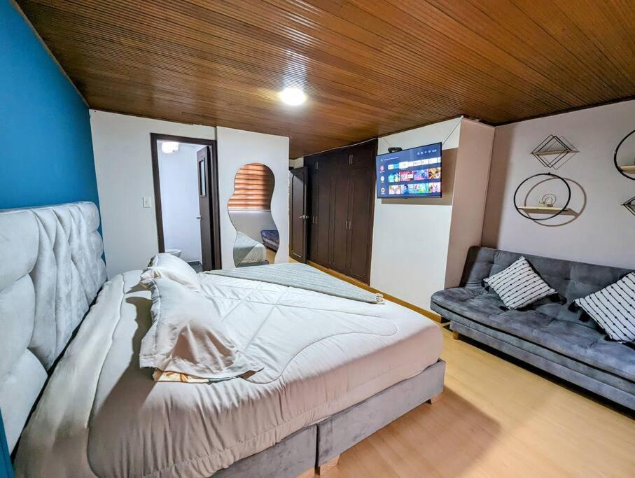 Chico Apartment *