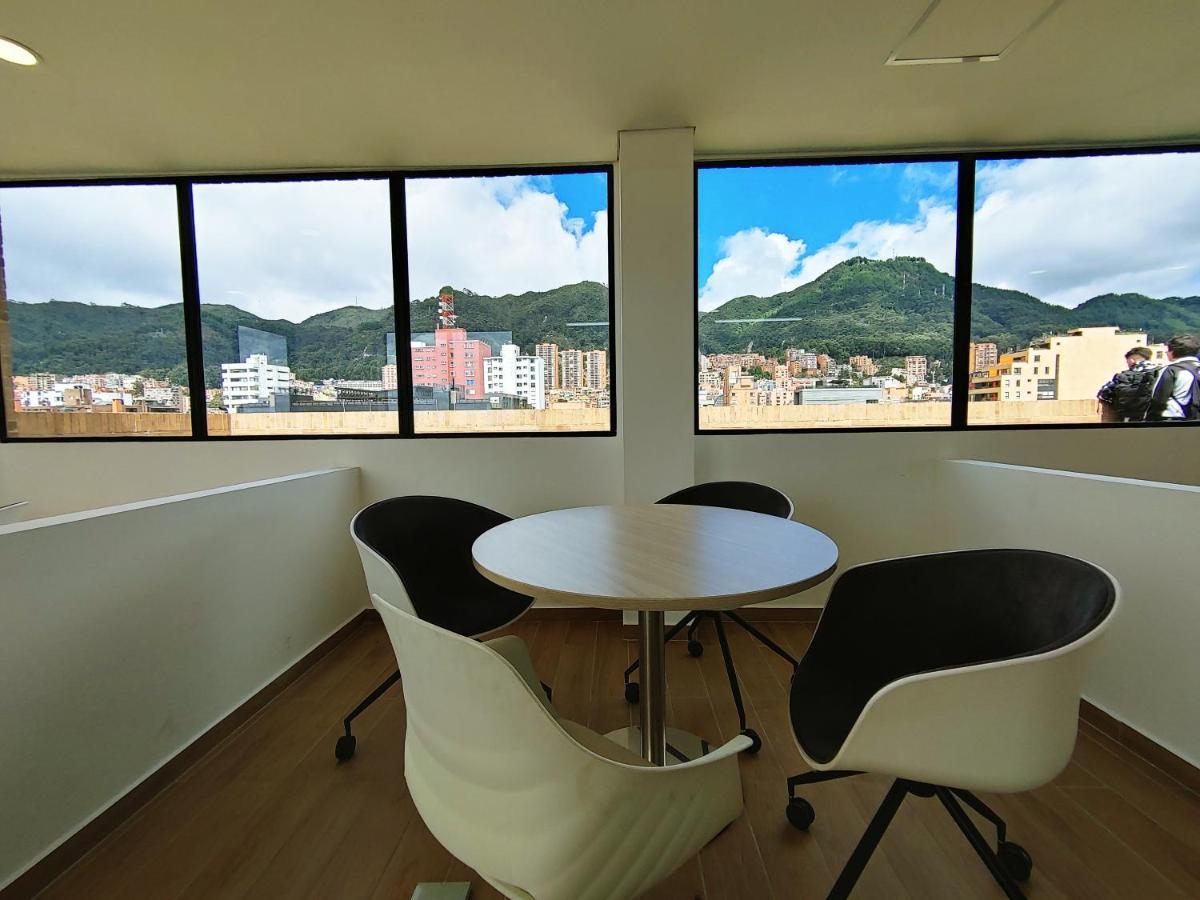 Apto Chapinero: Terraza Y Vista Apartment